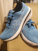 Buty do biegania Asics Gel nimbus 26.