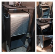 Barek na kółkach do biura i salonu szary z roletą nowoczesny design