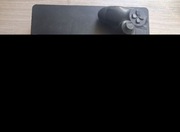 PlayStation 4 slim 1TB + 2 pady