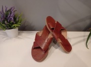 Klapki damskie ze skóry naturalnej. Ręcznie wykonane!