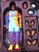 Figurka Lebron NBA z wyposażeniem 