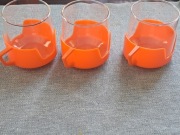 Artystyczne szklanki z koszyczkiem orange – lata 70-80 PRL/NRD