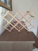 Drewniany stojak na wino