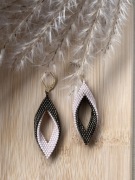 Kolczyki z japońskich koralików.