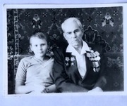 Weteran dwukrotnie orderem Wojny Ojczyźnianej i Czerwonej Gwiazdy za BZ 