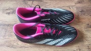 Legendarne buty piłkarskie turfy Adidas Predator korki