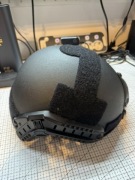 hełm typu FAST UNITAC NV-1 bump helmet + pokrowiec