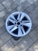 VW Golf VIII 5H0 felga 16 cali 5H0601025 oryginał