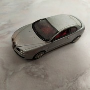 Alfa Romeo GT Minichamps 1/43 uszkodzony 