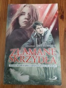 Książka "Złamane skrzydła” Shannon Dittemore