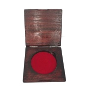 Eleganckie drewniane etui na medale/monety