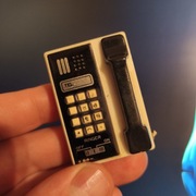 Zapalniczka  stara telefon 