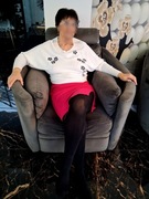 Fotel welurowy z funkcją relaks. Komfortowy.