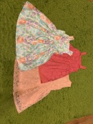 Sukienki z bolerkami 116