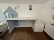 biurko młodzieżowe z szafką