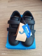 Buty sportowe na rzepę Joma