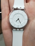 Zegarek swatch skin ultra cienki biały 