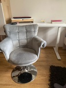 Fotel HR804CN tapicerowany z ozdobnymi guzikami 