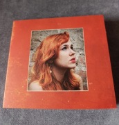 Ad.M.a - A. Wraca późno 