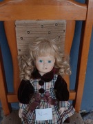 Kolekcjonerska Lalka porcelanowa 42cm.w super stanie