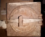 DRZWICZKI ŻELIWNE DO PIECA 28x28cm