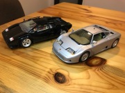 Lamborgini 1:18 bugatti cena za 2szt 