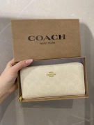 Portfel coach biały