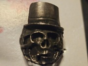 Pierścionek czarna magia 