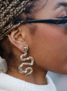 Kolczyk wąż na jedno ucho z tkmaxx srebrny kolor oczy cyrkonia 