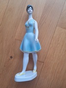 Figurka Hollohaza dziewczyna w stylu lat 60-tych 