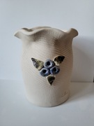 Ceramiczny garnuszek z jagódkami, vintage, dekoracja