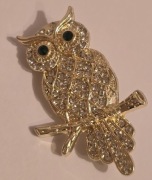 Broszka przypinka ozdoba stroju DAMY. Mądra SOWA.