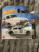 Hot wheels jaguar mk1