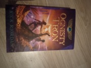 Ognisty Tron od Rick Riordan