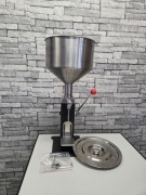 Ręczna napełniarka tłokowa 5-50ml 