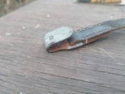 Pasek z hakiem podtrzymującym do gaz maska . WH. 