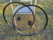 Koła seryjne MTB Bontrager z roweru Procaliber 8