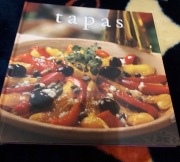 Sprzedam nowa książka -Tapas