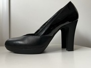 Bata czółenka skóra naturalna 38