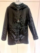 Kurtka damska jesień zima czarna asymetryczna 