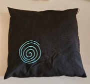Poduszka z dekoracyjną podszewką z niebieskim spiralny wzorem
