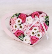 Serce bukiet prezent flower box kwiaty mydlane róże urodziny imieniny