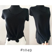 Bluzka czarna t-shirt koszulka rozmiar S/36 luźna rozporki po bokach 