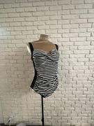 Stroj woj kąpielowy jedno częściowy w paski 40