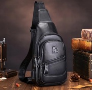 Męska torba skórzana, uniwersalna, stylowa, kompaktowa.