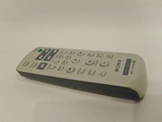 Pilot zdalnego sterowania Sony RMT-CG700A - uszkodzony