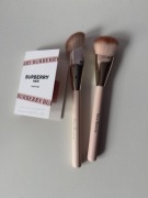 zestaw pędzli Rare Beauty gratis