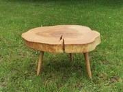 Stolik kawowy z plastra jesionu