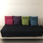 Modna,bardzo wygodna czarna trzyosobowa sofa ines 