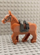 Koń kolor brąz zwierzęta do minifigurek Lego plus siodło 